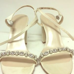 Ivory bridal shoes